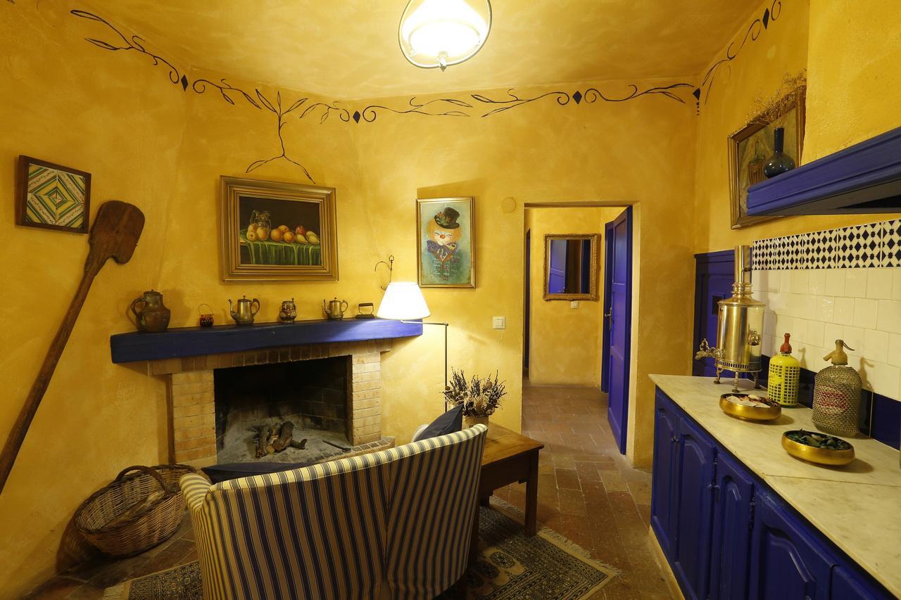 Hostal Blau ペラタリャーダ エクステリア 写真