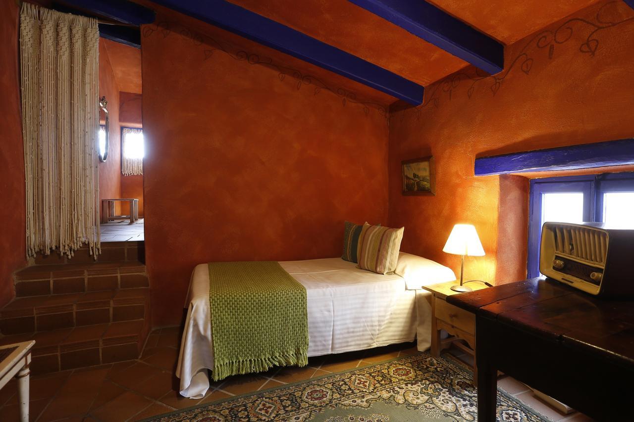 Hostal Blau ペラタリャーダ エクステリア 写真