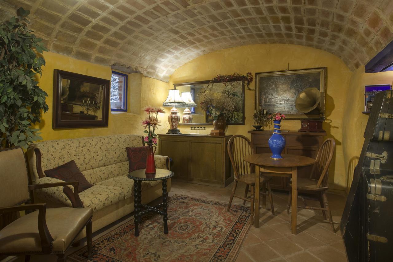 Hostal Blau ペラタリャーダ エクステリア 写真
