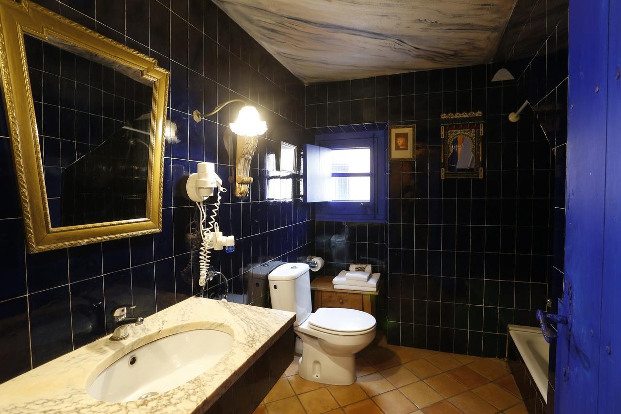 Hostal Blau ペラタリャーダ エクステリア 写真
